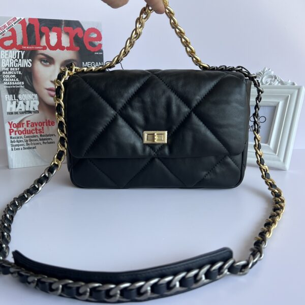 Luxury Women Shiny Lambskin Flap Bag G1160 Black